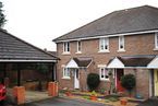 2 Bedrooms Semi-detached house for sale in Hall Drive, Fleet, Hampshire GU52