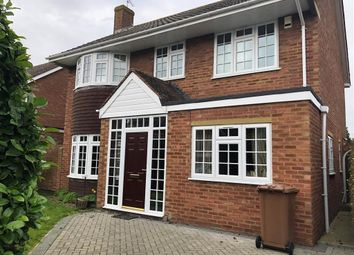 4 Bedrooms Detached house for sale in Lapwings, Longfield, Kent DA3