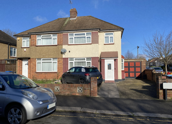 Enfield - 3 bed semi-detached house for sale