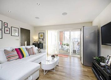 2 Bedrooms Flat for sale in East Drive, London NW9