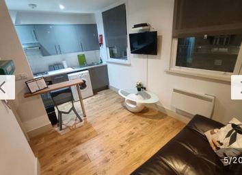 Thumbnail 2 bed flat to rent in Broad Lane, London