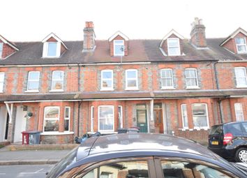 Thumbnail 3 bed flat to rent in Kensington Road, Reading