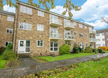 Thumbnail Flat for sale in Woodlea Court, Leeds, West Yorkshire