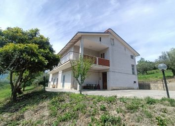 Thumbnail 5 bed detached house for sale in Pescara, Penne, Abruzzo, Pe65017