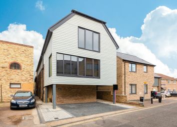 Thumbnail Flat to rent in Cromwell Court, New Road, St. Ives