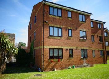 1 Bedrooms Flat for sale in Redford Close, Bedfont Gate, Feltham TW13