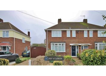 3 Bedroom Semi-detached house for rent