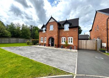 Thumbnail Detached house for sale in Thatch Close, Holmes Chapel, Crewe