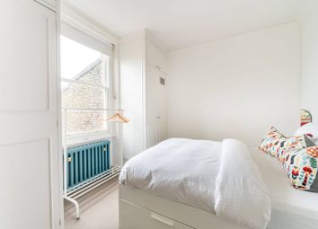 Thumbnail 1 bedroom flat to rent in St James Gardens, Notting Hill