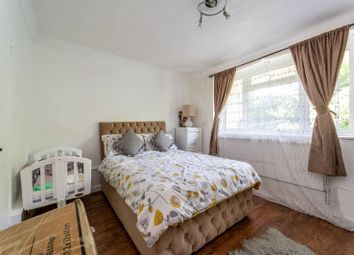 Thumbnail Flat for sale in Larch Avenue W3, Acton, London,
