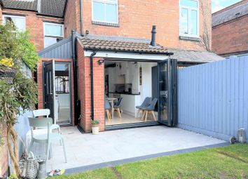 Thumbnail 4 bed terraced house for sale in Victoria Street, Warwick