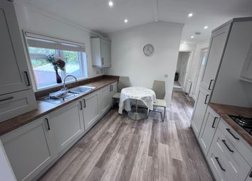 Thumbnail Mobile/park home to rent in Station Road, Norton Fitzwarren, Taunton