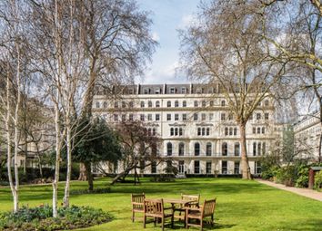 Thumbnail 2 bed flat to rent in Kensington Gardens Square, London