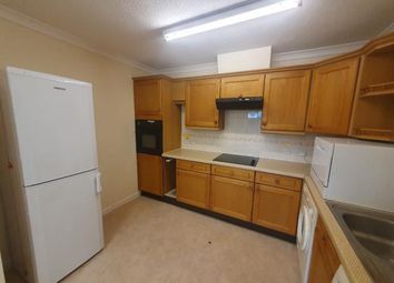 Thumbnail 2 bed flat to rent in Didcot, Oxfordshire