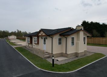 Thumbnail 2 bed mobile/park home for sale in Willow Way Country Park, Turnpike Road, Red Lodge