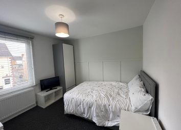 Thumbnail Property to rent in Florence Street, Swindon