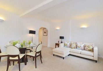 Thumbnail 2 bed flat to rent in Hill Street, Mayfair, Lonson