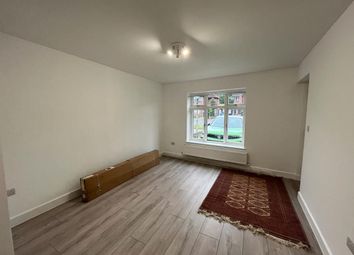 Thumbnail Studio to rent in Mitchley Avenue, South Croydon