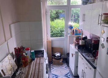 Thumbnail Property to rent in Bridge Close, Enfield