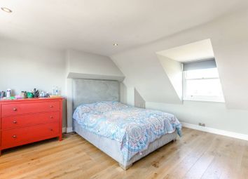 Thumbnail 3 bedroom maisonette to rent in Petherton Road, Highbury, London