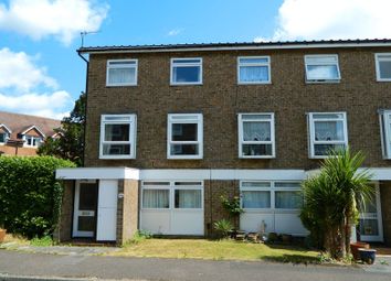 3 Bedroom End terrace house for rent