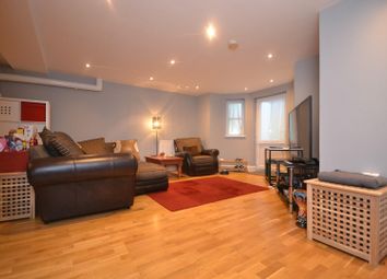 Thumbnail Flat for sale in London Road, Earley, Reading