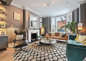 Thumbnail Terraced house for sale in Luxemburg Gardens, London