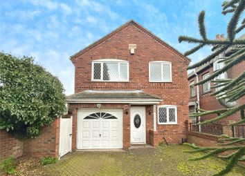 Thumbnail Detached house to rent in Darfield Road, Cudworth, Barnsley, South Yorkshire