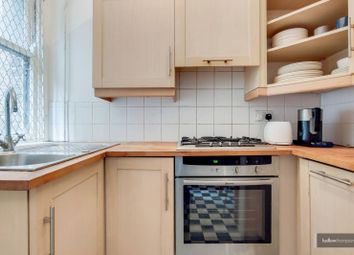 Thumbnail 2 bed flat to rent in Hackford Road, Oval, London