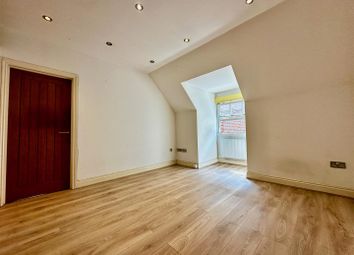 Thumbnail 1 bedroom flat to rent in Rosslyn Road, Watford