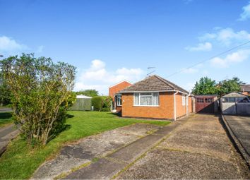 3 Bedrooms Detached bungalow for sale in Torksey Avenue, Saxilby LN1