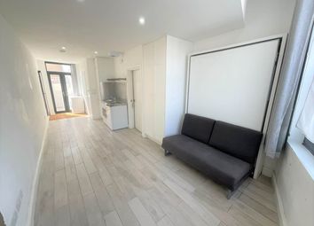 Thumbnail Studio to rent in Queens Road, Walthamstow, London