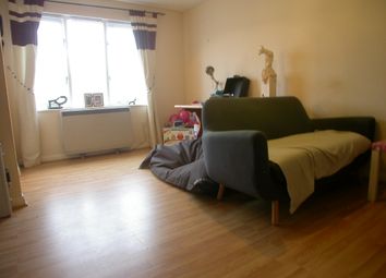 Thumbnail 1 bed flat to rent in Walnut Tree, Milton Keynes