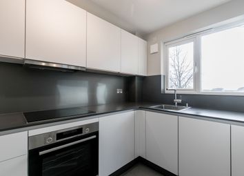 Thumbnail Flat to rent in Dunnock Close, London