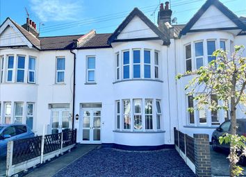 Thumbnail Flat for sale in Chalkwell Park Drive, Leigh-On-Sea