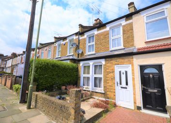 3 Bedrooms Terraced house for sale in Brunswick Crescent, London N11