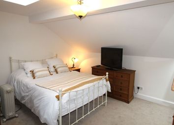Property To Rent In The Avenue Worcester Park Kt4 Renting