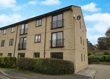 Thumbnail Flat to rent in Kerry Court, Horsforth, Leeds
