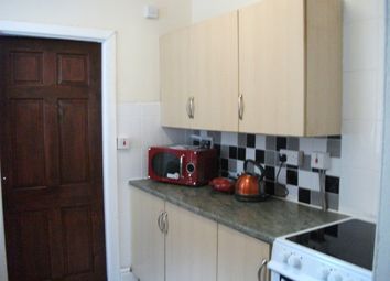 Thumbnail 2 bed flat to rent in Simonside Terrace, Heaton