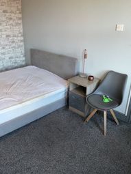Thumbnail Room to rent in Whybourne Terrace, Rotherham