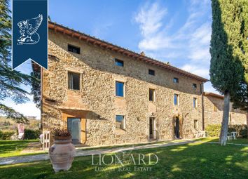 Thumbnail 20 bed villa for sale in San Gimignano, Siena, Toscana