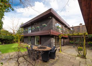 Thumbnail Property for sale in West Heath Avenue, Golders Hill Park