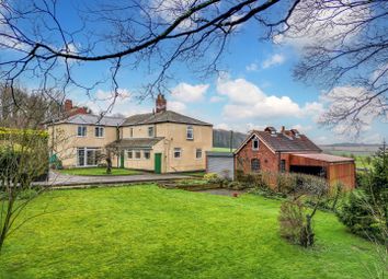 Pontefract - 5 bed detached house for sale