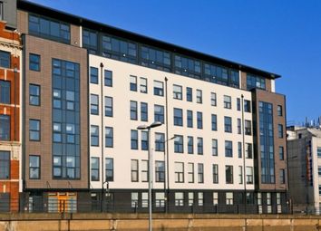 Thumbnail Flat to rent in 4 Tate House, 5-7 New York Road, Leeds