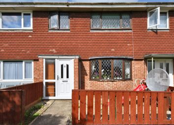 Thumbnail Terraced house to rent in Mead Walk, Didcot, Oxfordshire