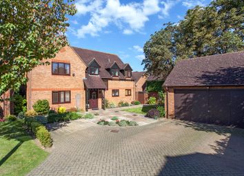 Thumbnail Detached house to rent in The Hawthorns, Charvil, Berkshire