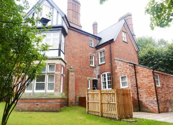 Thumbnail Flat to rent in Ednam Road, Dudley