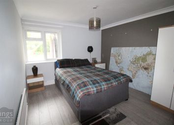 Thumbnail Flat to rent in Thistle Grove, Welwyn Garden City