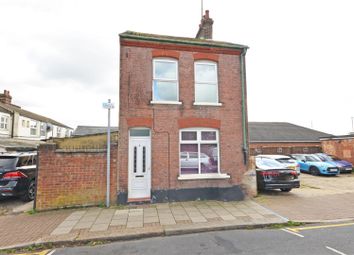 Thumbnail 2 bed flat to rent in Frederick Street, Luton