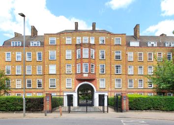 Thumbnail 1 bedroom flat for sale in Archer House, Vicarage Crescent, Battersea, London